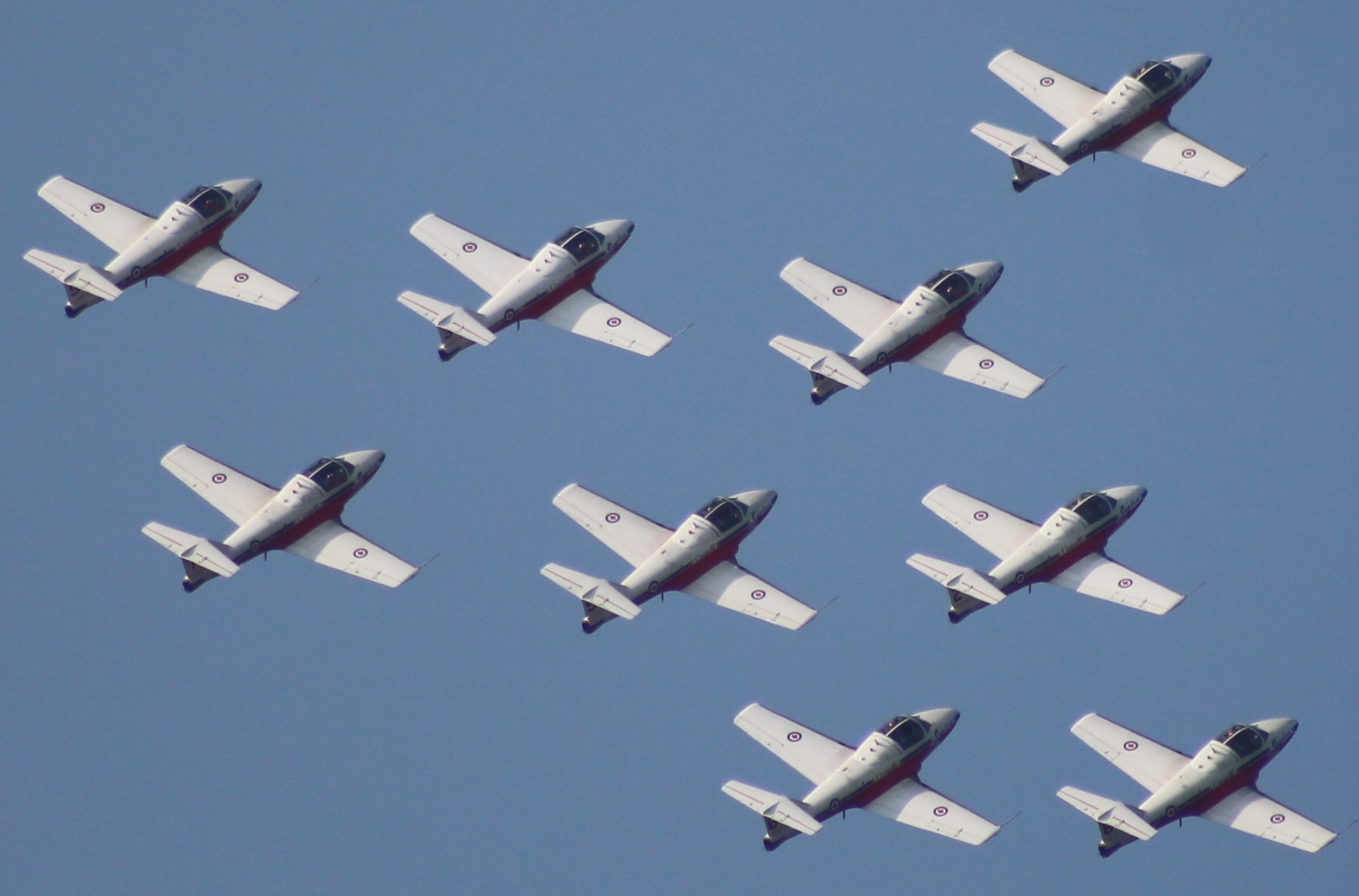 snowbirds flying in formation niagara-on-the-lake