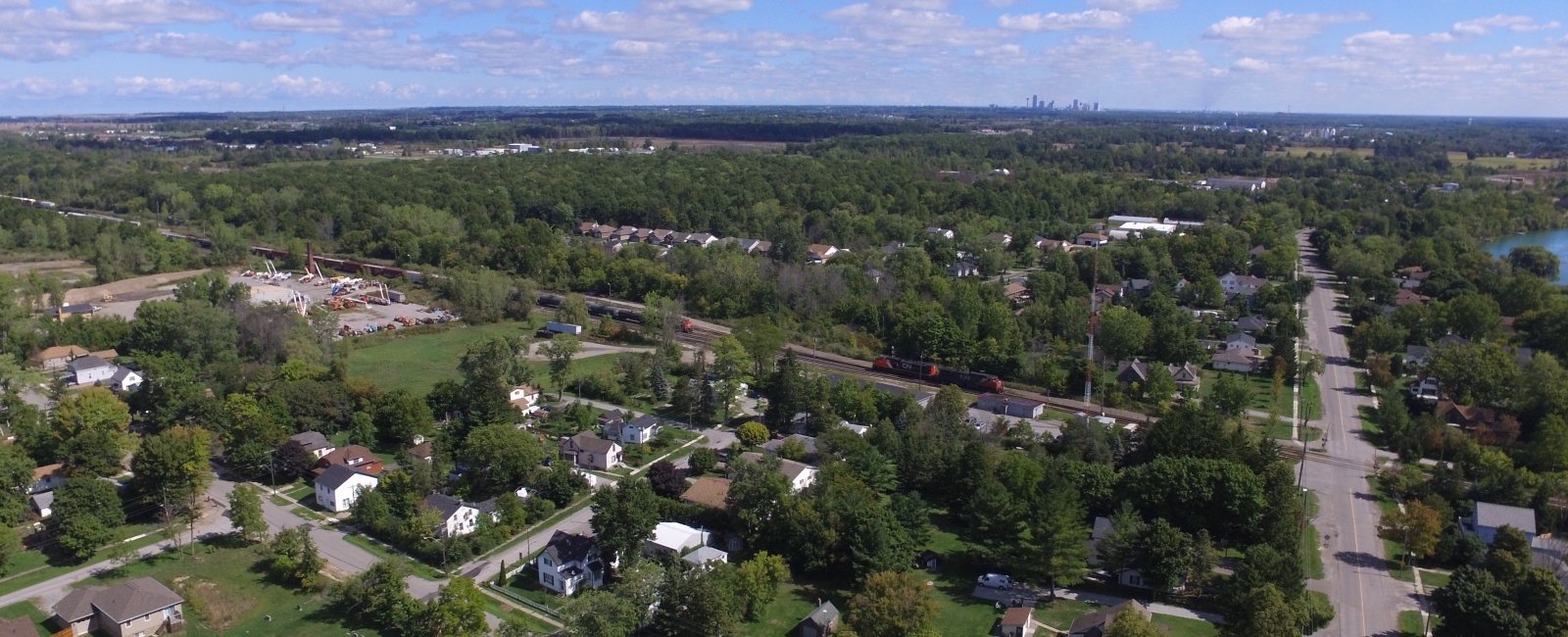 toronto-distance-silhouette-landscape-drone